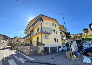 Edificio all\'aperto - Ufficio via Trentini
 
1, Clivio - foto 22