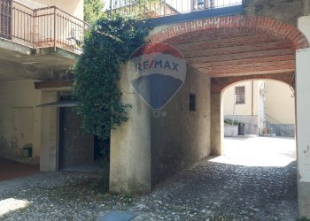 Casa all\'aperto - Bilocale Piazza Della Vittoria
 
6, Gemonio - foto 16