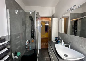 Bagno - Three-room apartment via comolli
 
16, Arcisate - photo 14