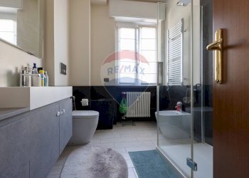 Bagno - Quadrilocale Via Piave
 
10, Varese - foto 15