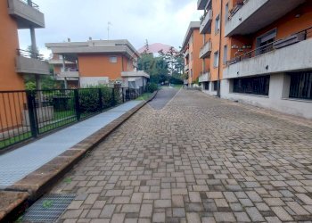 Edificio all\'aperto - Laboratorio Via Fratelli De Grandi
 
21, Varese - foto 7