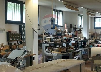 Dispensa di stoccaggio - Laboratorio Via Fratelli De Grandi
 
21, Varese - foto 13