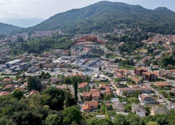 Vista delle montagne - Villa Via Signo e Carpio
 
3/A, Marchirolo - foto 9