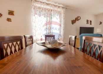 Sala da pranzo - Villa Via Signo e Carpio
 
3/A, Marchirolo - foto 13