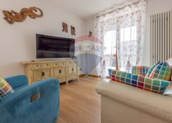 Soggiorno - Villa Via Signo e Carpio
 
3/A, Marchirolo - foto 14