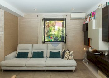 Soggiorno - Trilocale Via Ravanusa - Tremestieri Etneo
 
48, San Giovanni la Punta - foto 8