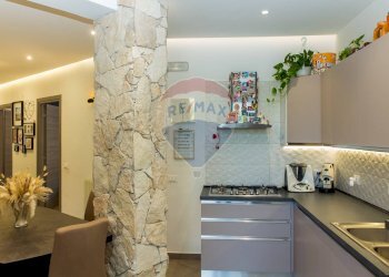 Cucina - Trilocale Via Ravanusa - Tremestieri Etneo
 
48, San Giovanni la Punta - foto 13