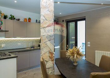 Cucina - Trilocale Via Ravanusa - Tremestieri Etneo
 
48, San Giovanni la Punta - foto 14