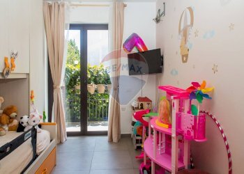 Camera / camera da letto - Trilocale Via Ravanusa - Tremestieri Etneo
 
48, San Giovanni la Punta - foto 21