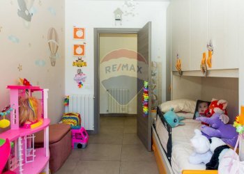 Camera / camera da letto - Trilocale Via Ravanusa - Tremestieri Etneo
 
48, San Giovanni la Punta - foto 22