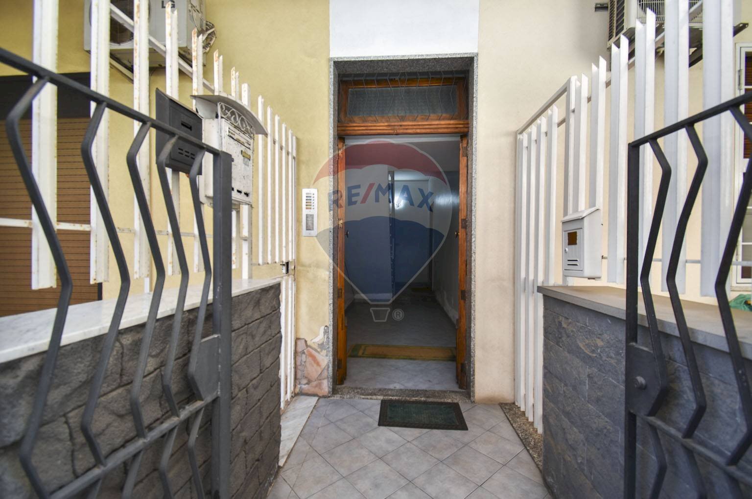 Ricezione / Lobby - Quadrilocale Via di Mauro Natale
 
37, San Giovanni la Punta - foto 3