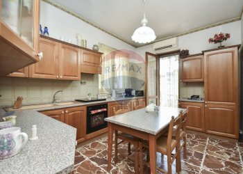 Cucina - Quadrilocale Via di Mauro Natale
 
37, San Giovanni la Punta - foto 23