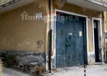 Edificio all\'aperto - Casa indipendente Via Stazione Motta
 
20/22, Motta Sant'Anastasia - foto 1