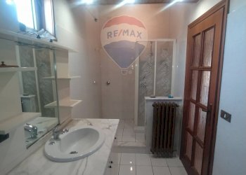 Bagno - Quadrilocale Via Anna Magnani
 
11, Vairano Patenora - foto 14