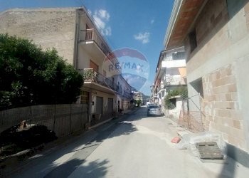 Edificio all\'aperto - Quadrilocale Via Anna Magnani
 
11, Vairano Patenora - foto 29