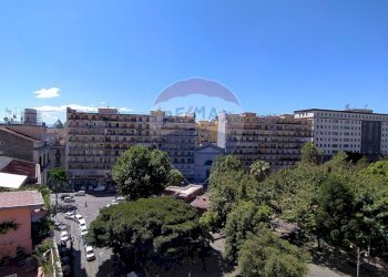 Edificio all\'aperto - Quadrilocale Via Misericordiella
 
26, Napoli - foto 1