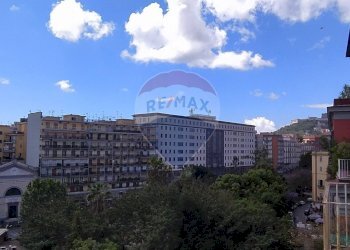 Edificio all\'aperto - Quadrilocale Via Misericordiella
 
26, Napoli - foto 14