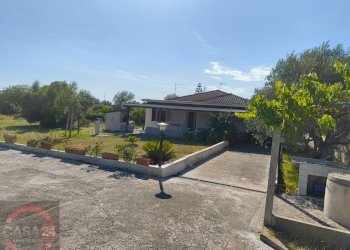 Foto 1 - Casa indipendente via Marcaccio, Latina - foto 1