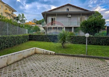 aree comuni - Quadrilocale via vienna
 
1, San Giovanni Teatino - foto 40