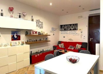 Foto 2 - Trilocale Via Tommaso Aversa
 
84, Palermo - foto 2