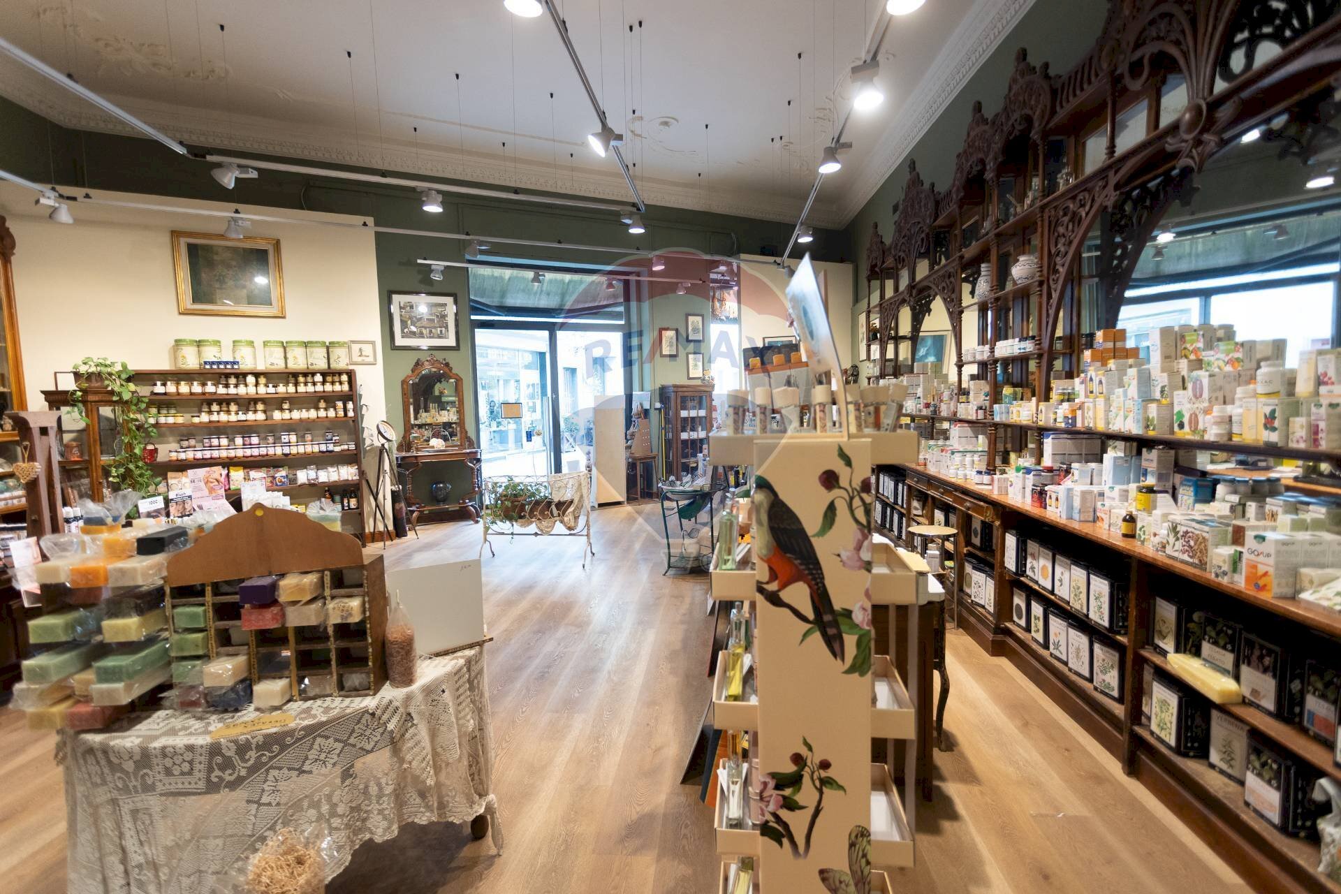 Dispensa di stoccaggio - Shop Piazza della libertà
 
6, Salsomaggiore Terme - photo 2