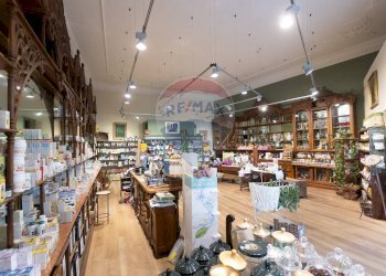 Non correlato - Shop Piazza della libertà
 
6, Salsomaggiore Terme - photo 8