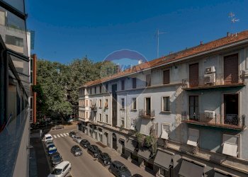 Edificio all\'aperto - Two-room apartment Viale Premuda
 
40, Milano - photo 27