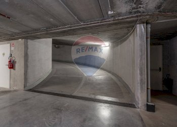 Parcheggio - Two-room apartment Viale Premuda
 
40, Milano - photo 29