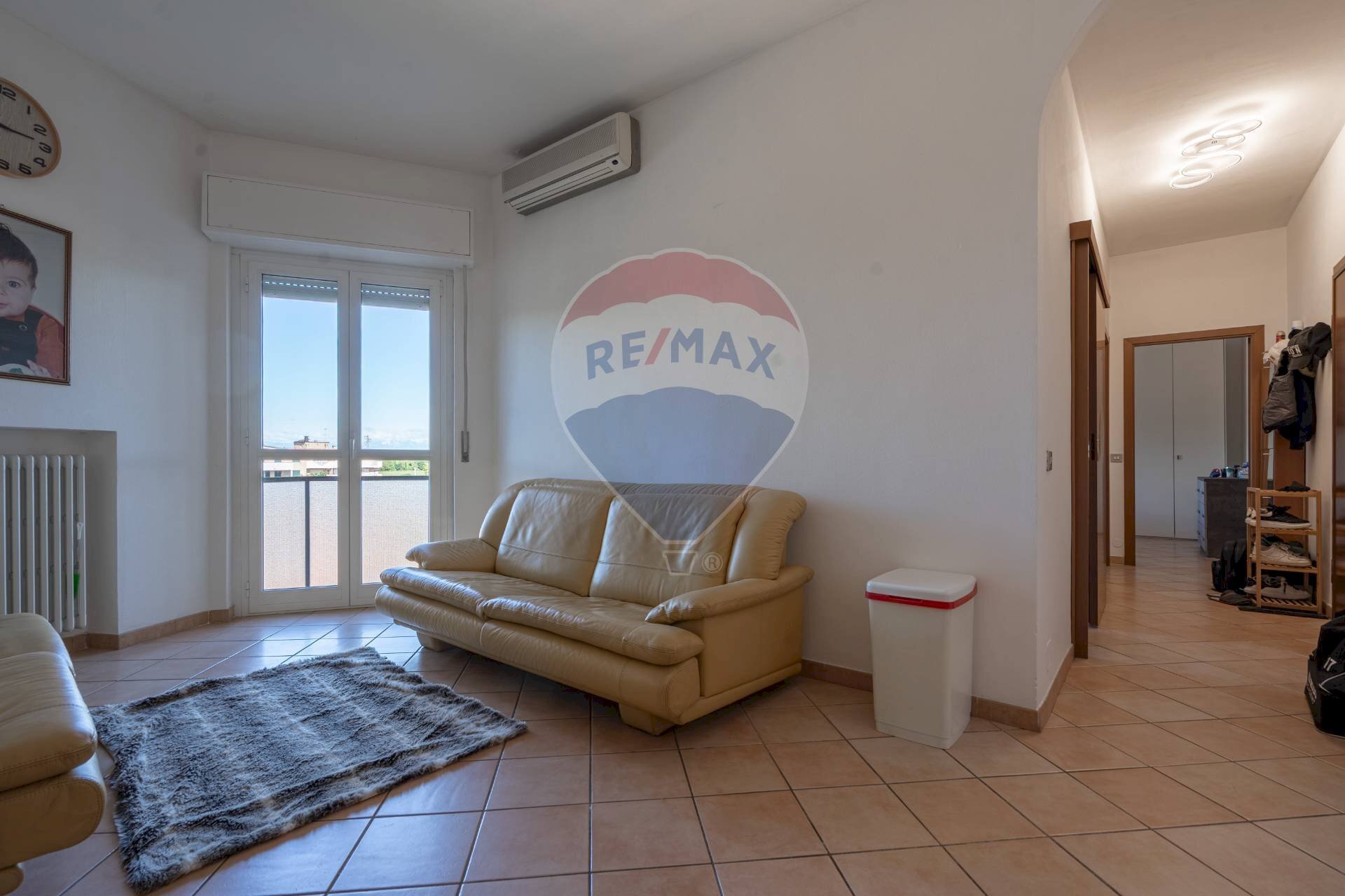 \nSoggiorno\n - Appartamento Via Giuseppe Verdi
 
598, Caronno Pertusella - foto 2