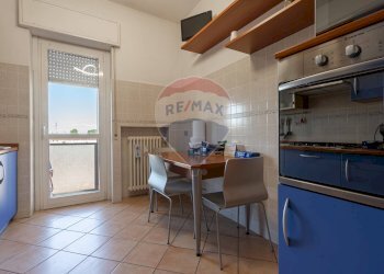 \nCucina\n - Appartamento Via Giuseppe Verdi
 
598, Caronno Pertusella - foto 3