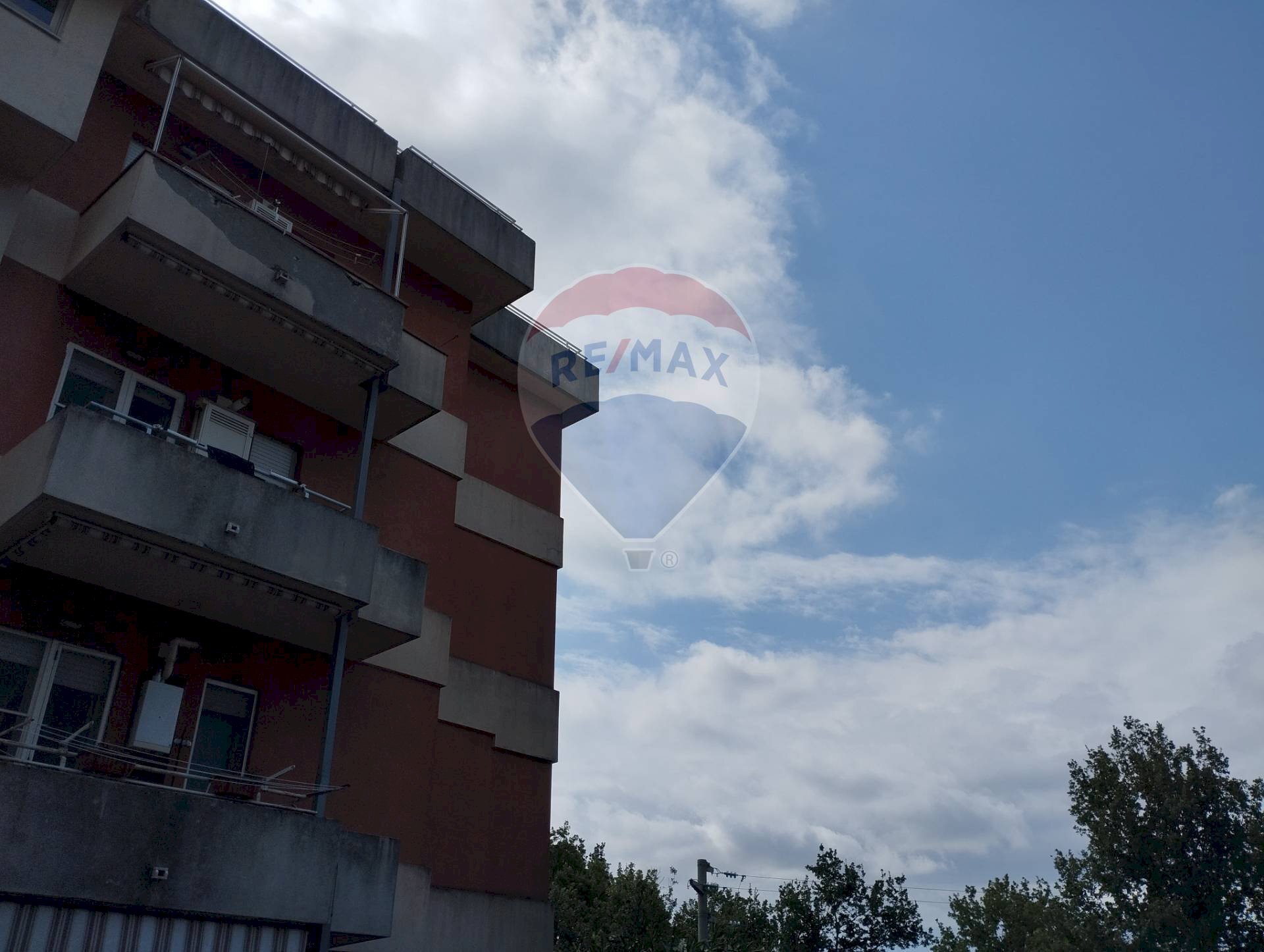 Edificio all\'aperto - Trilocale Santi Cosma e Damiano - foto 2