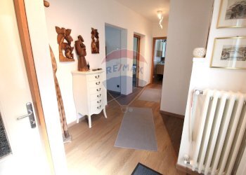 Hall / corridoio - Independent house Piazza San Giovanni
 
2, Cusino - photo 5