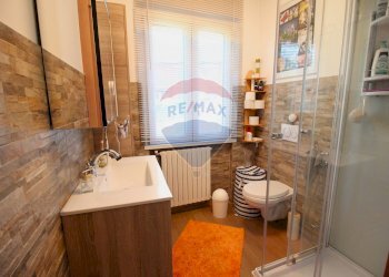 Bagno - Independent house Piazza San Giovanni
 
2, Cusino - photo 13