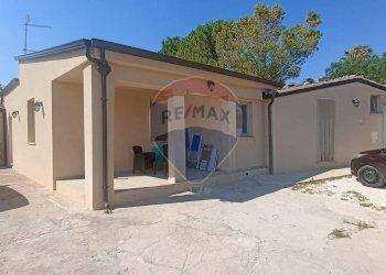 Terrazza - Villa c/da petraro
 
12, Chiaramonte Gulfi - foto 3