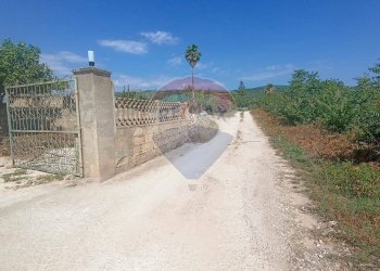 Casa all\'aperto - Villa c/da petraro
 
12, Chiaramonte Gulfi - foto 42