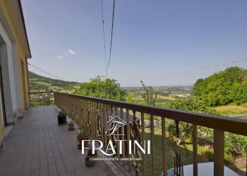 Foto 2 - Casa indipendente Via Vincenzo D'Ovidio
 
2, Campli - foto 2