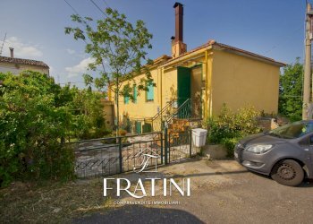 Foto 13 - Casa indipendente Via Vincenzo D'Ovidio
 
2, Campli - foto 13