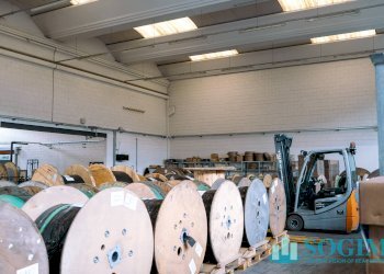 Interno_1 - Capannone Via caduti di nassirya
 
12, Binago - foto 5