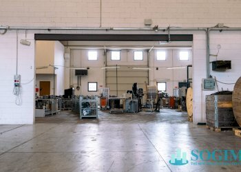 Interno_2 - Capannone Via caduti di nassirya
 
12, Binago - foto 6