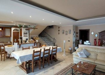 Foto 8 - Villa Località Vauda
 
1, San Benigno Canavese - foto 8