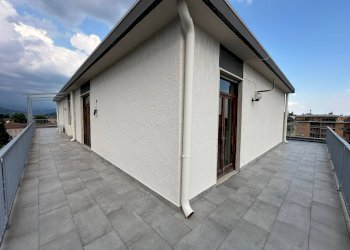 Foto 1 - Attico piazza Papa Giovanni XXIII, Torre Boldone - foto 1