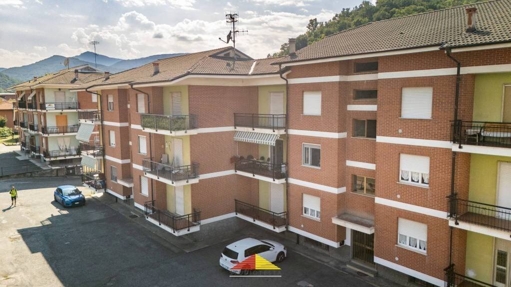 Vista - Four-room apartment via Giovanni Giolitti, 12, Piasco - photo 1