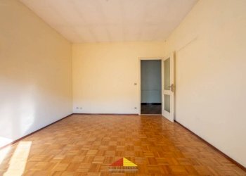 Camera da letto - Quadrilocale via Giovanni Giolitti, 12, Piasco - foto 2