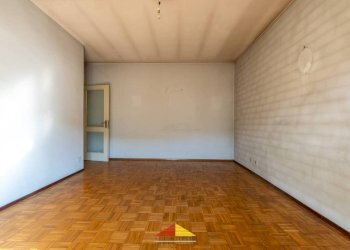 Camera da letto - Quadrilocale via Giovanni Giolitti, 12, Piasco - foto 5