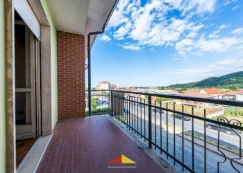 Balcone - Quadrilocale via Giovanni Giolitti, 12, Piasco - foto 9