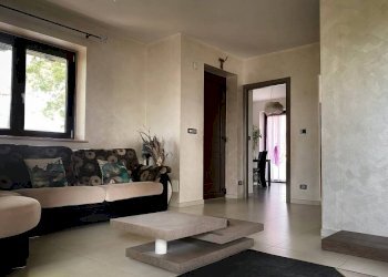 Soggiorno - Villa via Dante Livio Bianco, 10, Caraglio - foto 5