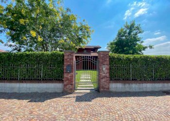 Ingresso - Villa via Dante Livio Bianco, 10, Caraglio - foto 27