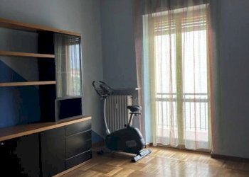 Camera da letto - Three-room apartment via Acceglio, 2, hamlet Cerialdo, Cuneo - photo 5