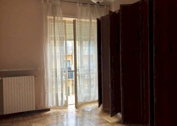 Camera da letto - Three-room apartment via Acceglio, 2, hamlet Cerialdo, Cuneo - photo 8