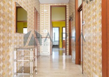 Corridoio - Quadrilocale via Tommaso Zoffili, Forlì - foto 6